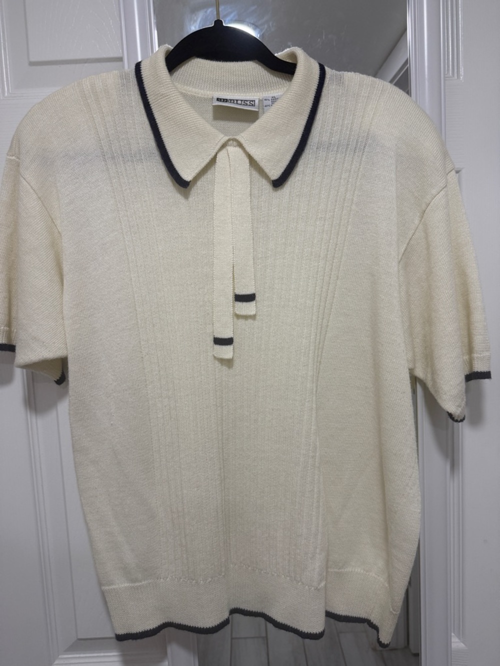 Russ Cream Knit Top with Black Collar Detail